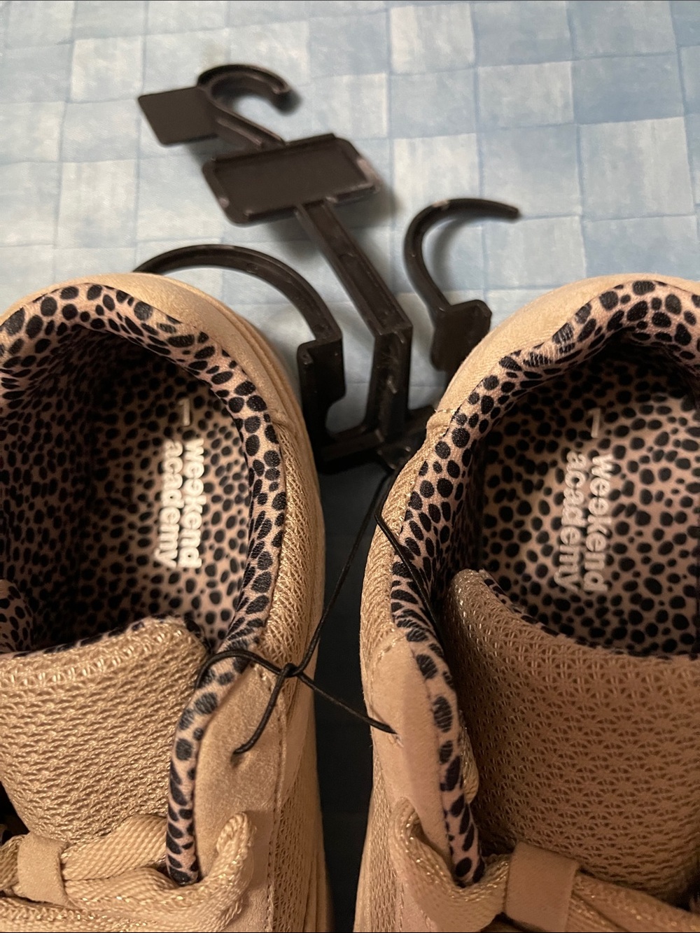 Kids. Weekend Academy. Beige Casual Sneakers with Leopard Insoles. - Picture 3 of 4